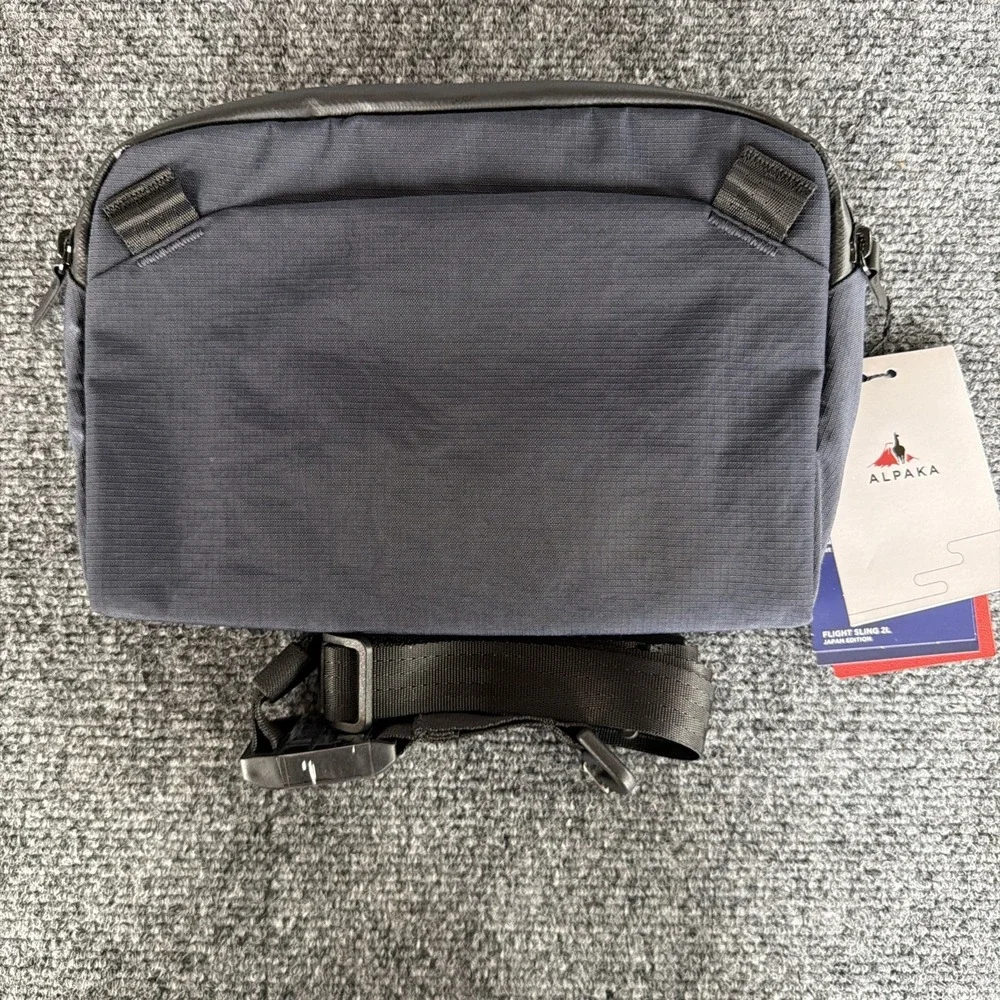 Alpaka Flight Sling Japan Edition 2L- Blue Axoflux 400D NWT Great Gift